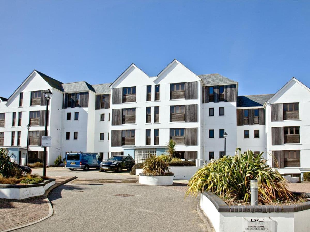 Beaches At Bredon Court Apartment